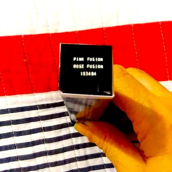 Unlimited lip gloss pink fusion - Picture 2 of 3